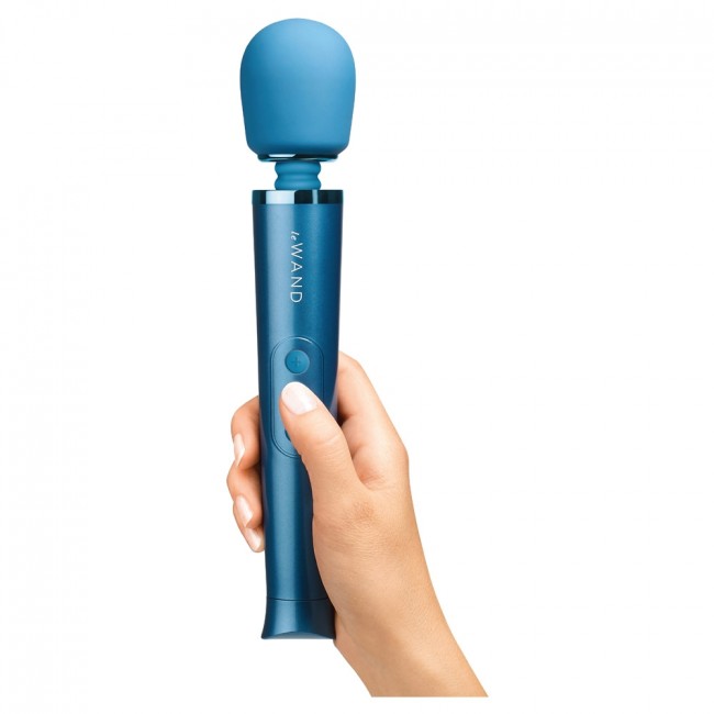 Le Wand Petite Blue Rechargeable Massage Wand - Image 2
