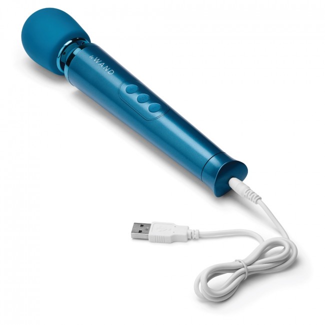 Le Wand Petite Blue Rechargeable Massage Wand - Image 4